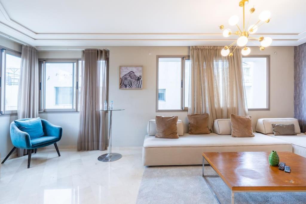 Ferienwohnung #56 Maarif Racine Urban Massira Near Twin Center Casablanca Exterior foto