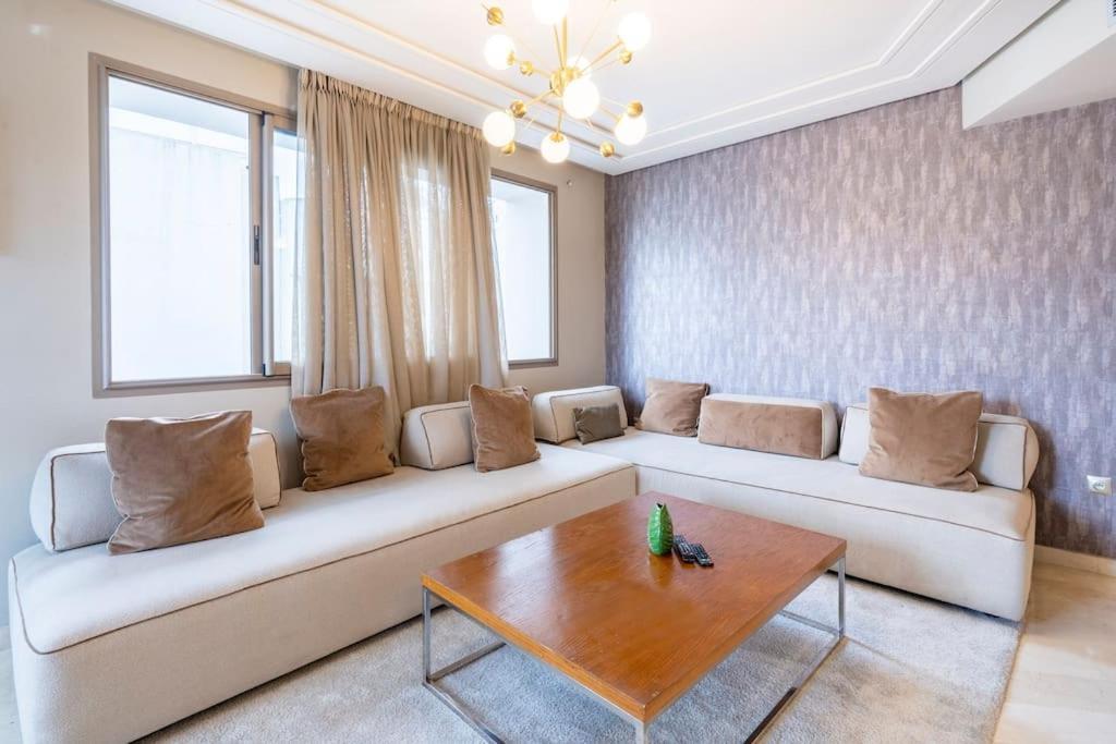 Ferienwohnung #56 Maarif Racine Urban Massira Near Twin Center Casablanca Exterior foto